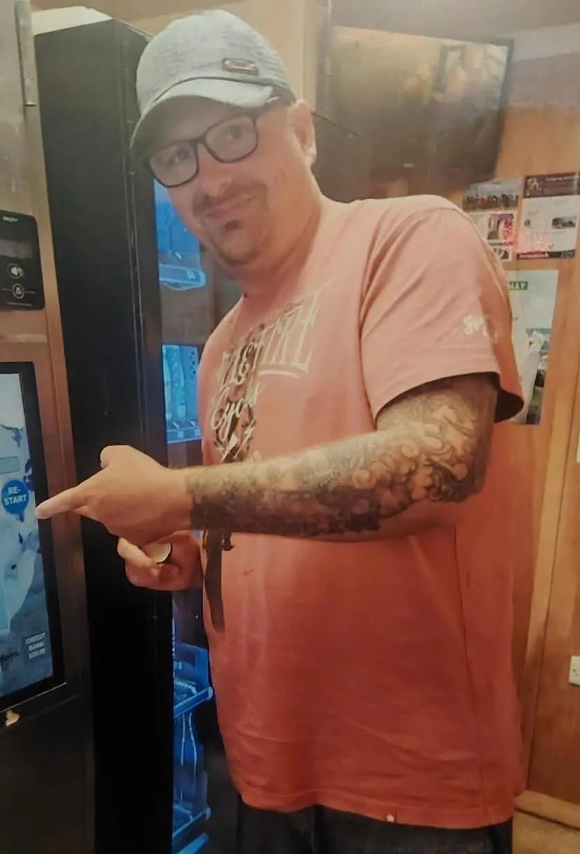 Police Ref for Mark - Officers are concerned for Mark’s welfare and anyone with critical information on his current whereabouts, should call 999, quoting reference 13-0332.